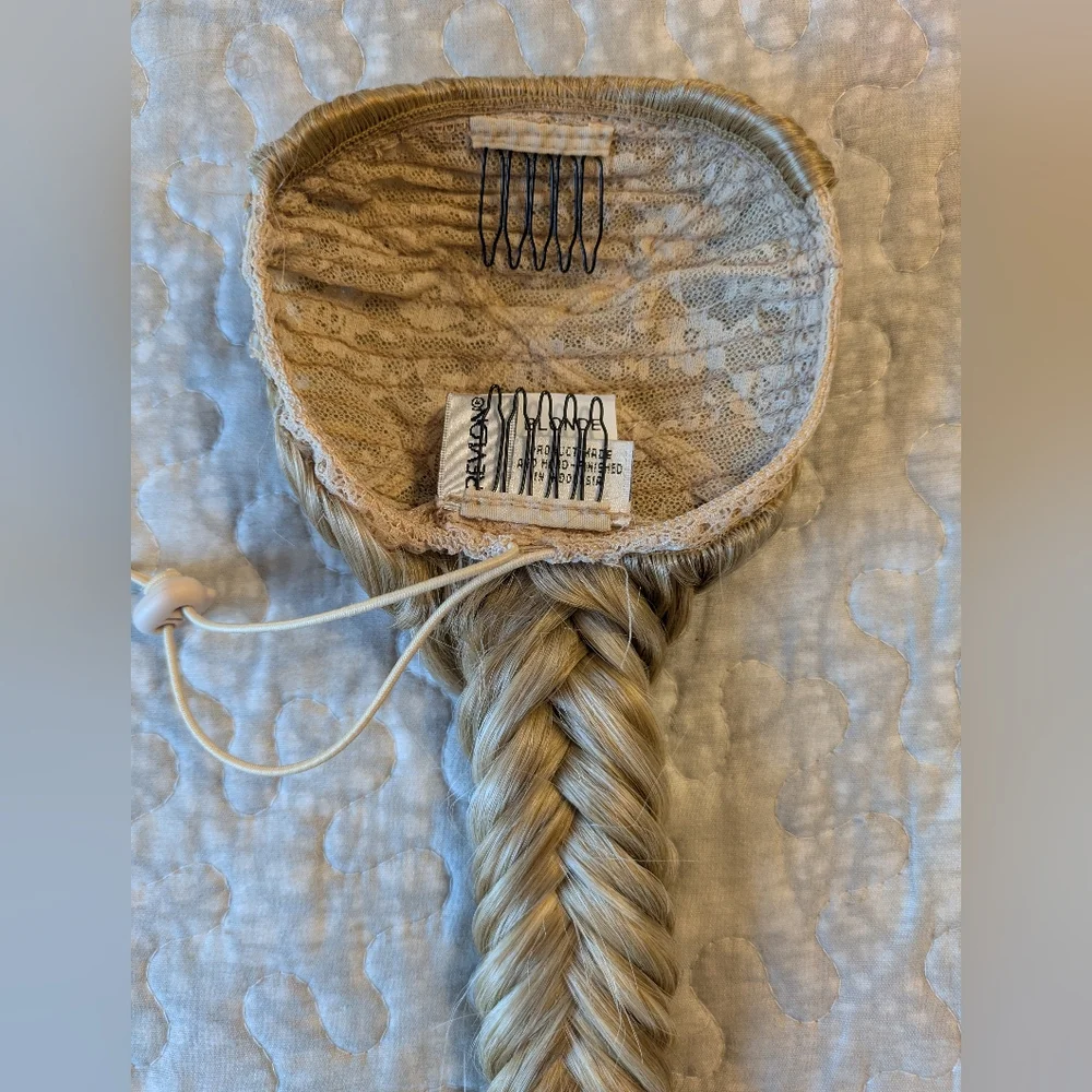 Fishtail Braid - Picture 4 of 5